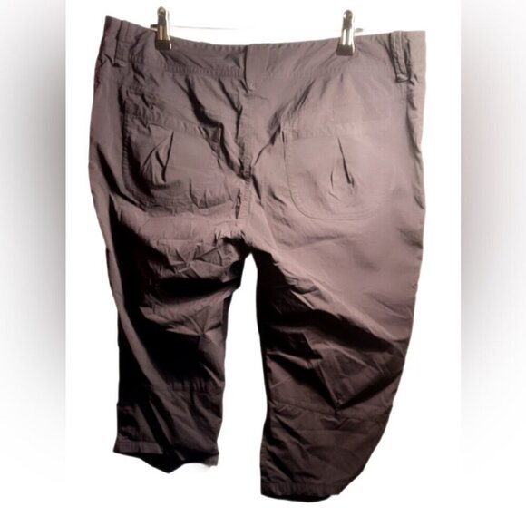 Arc’teryx black Rampart nylon stretch Bermuda knee length hiking climb shorts 12 - Picture 3 of 6